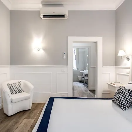 Piazza Di Spagna Just For Us