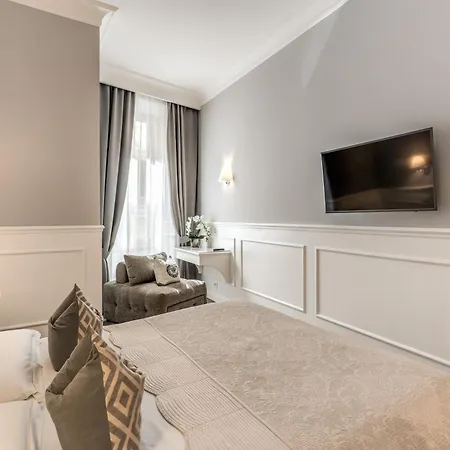 Piazza Di Spagna Just For Us 4* 罗马